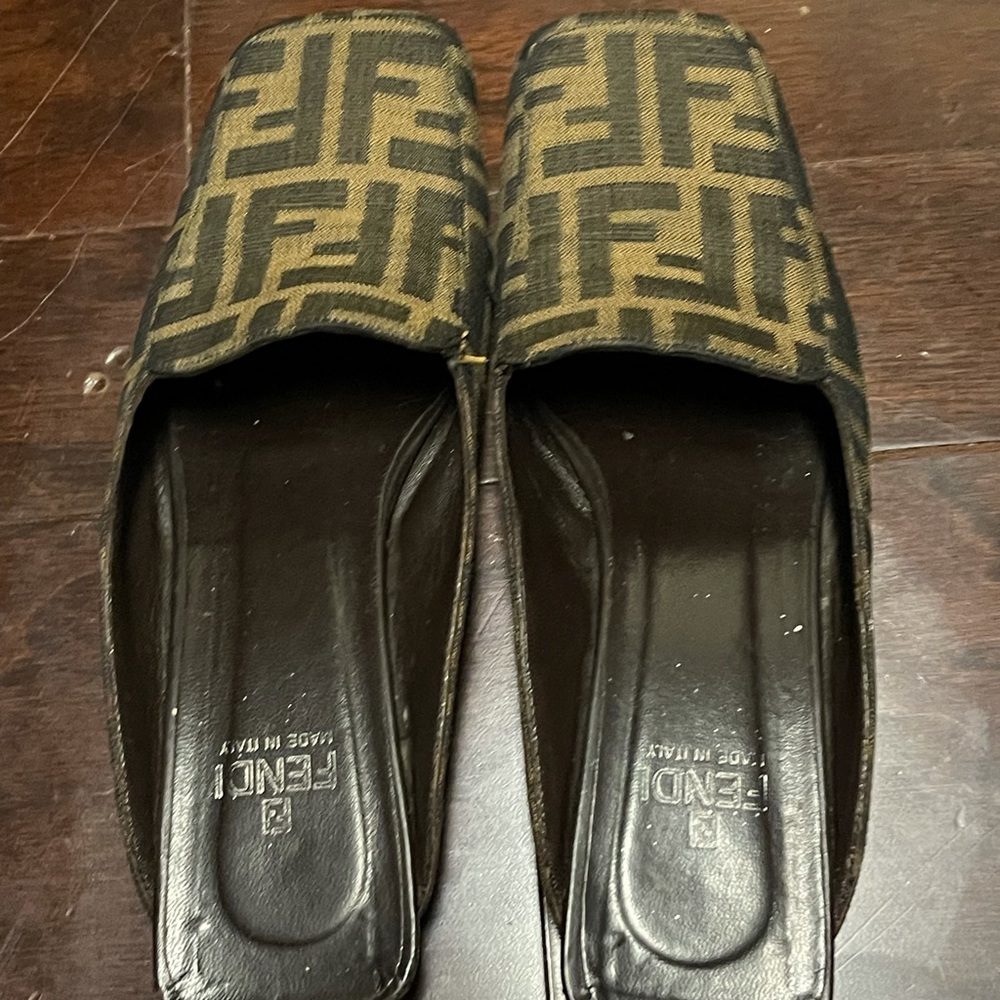 Fendi Women’s Brown FF Logo Slip-On Mules